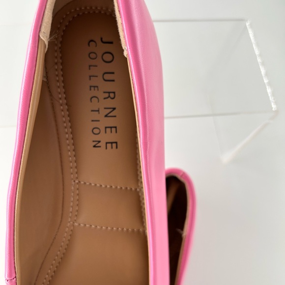 NWOT journee collection - Picture 3 of 4